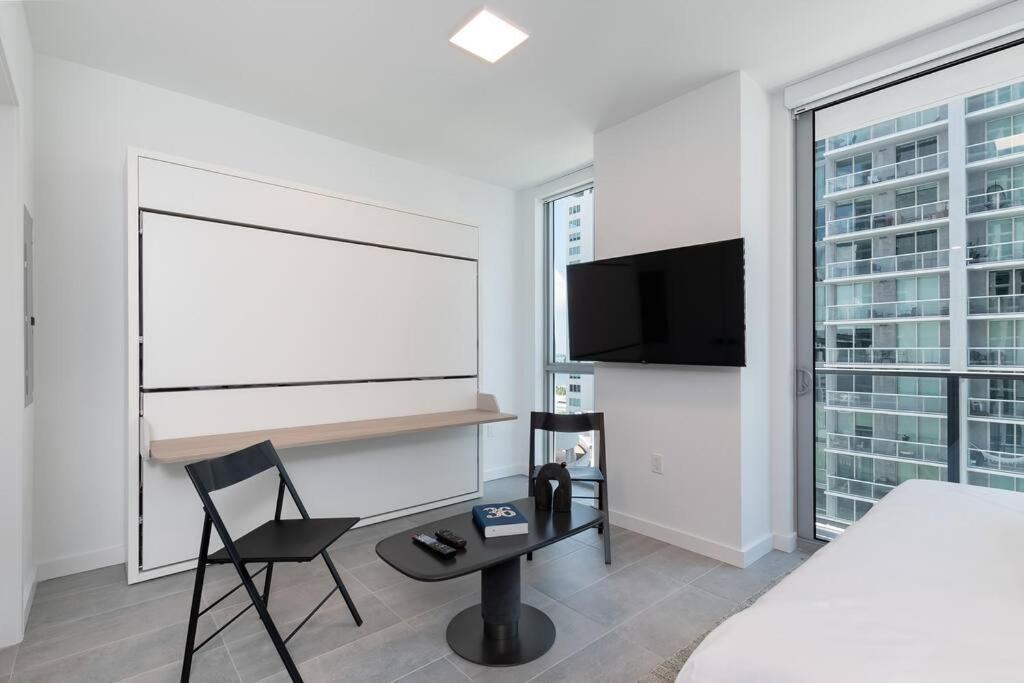 Stylish Modern Downtown Studio Free Parking Apartman Miami Kültér fotó